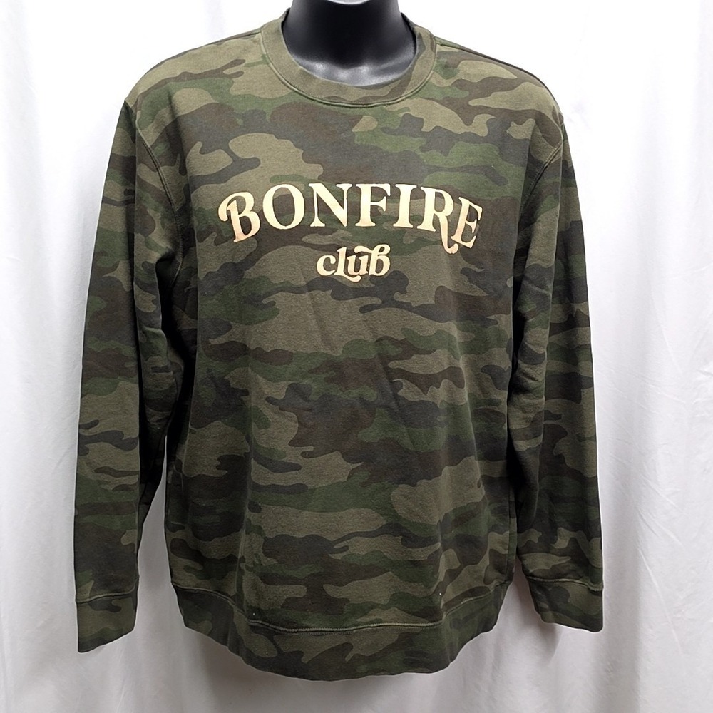 Southern Bliss Bonfire Club Camo Graphic Sweatshirt sz XL